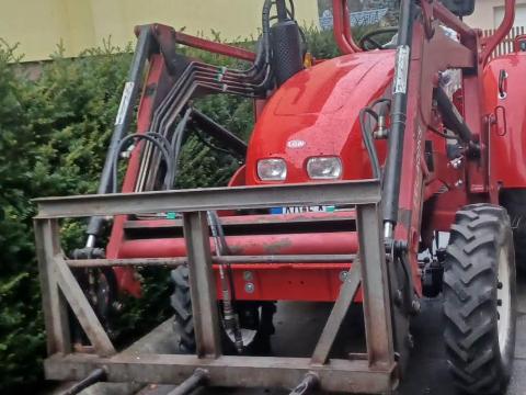 Lgw 404 típusú kistraktor eladó Lgw 404 típusú kistraktor eladó