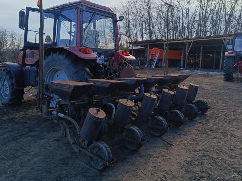 SPC 6 soros szemenkénti vetőgép SPC 6 soros szemenkénti vetőgép