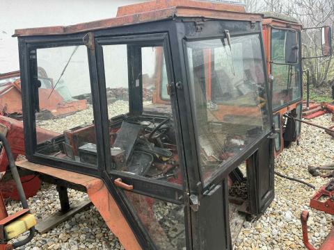 MTZ Bulgár típusú, komplett fűtéssel szerelt vezetőfülke eladó