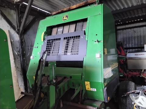 John deere 582 hálós szecskázós körbálázó John deere 582 hálós szecskázós körbálázó