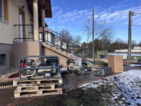 DJI AGRAS T50 permetező drón szett alig használt, garanciális állapotban eladó DJI AGRAS T50 permetező drón szett alig használt, garanciális állapotban eladó