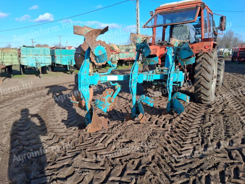 Eberhard 100 M váltvaforgós eke