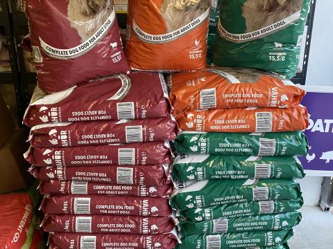 Vahur kutyatáp 10kg (3.600Ft/zsák) Kedvező ár, Országos szállítás Vahur kutyatáp 10kg (3.600Ft/zsák) Kedvező ár, Országos szállítás