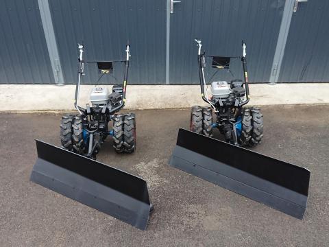 IPARI ÖNJÁRÓ HÓTOLÓ HÓELTAKARÍTÓ HÓEKE MF70 KISTRAKTOR