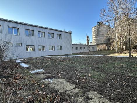 ELADÓ TERMÉNYKEVERŐ ÉS SZÁRÍTÓ ÜZEM,  TELEPHELY – Kondoros,  Békés vármegye