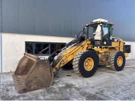 Caterpillar 930H / 2009 / 13 988 üzemóra / Lízing 20%-tól