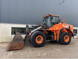 Doosan DL350-5 / 2018 / 7 284 üzemóra / Lízing 20%-tól