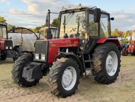 Belarus MTZ 820.4 traktor