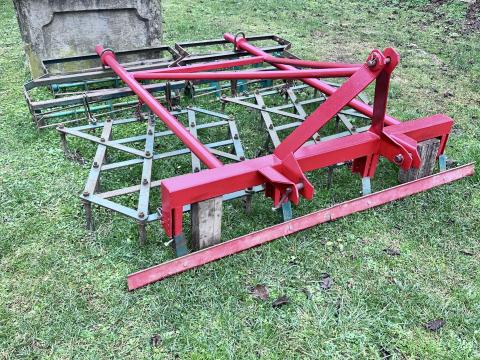 25 lóerős traktor után kombinátor eladó