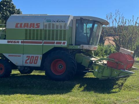 Elado Claas Mega Dominator 208 Elado Claas Mega Dominator 208