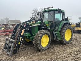 John Deere 6910 + Stoll Robust homlokrakodó