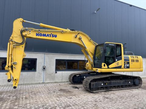 Komatsu PC210LC-10 / 2017 / 4 934 üzemóra / Lízing 20%-tól