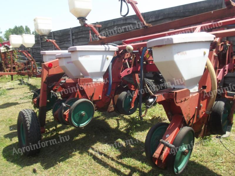 Kverneland Optima vetőgép kocsik eladók