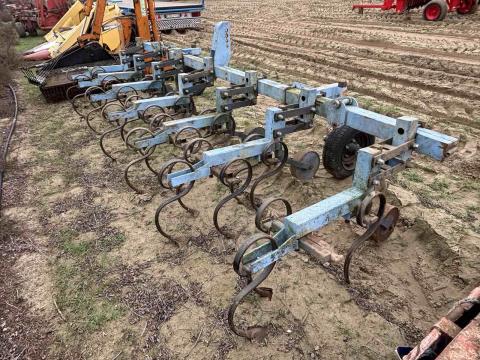 Leták 6 soros sorközművelő kultivátor