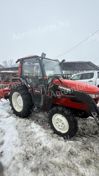 Yanmar AF 290 Japán kistraktor fülkével és homlokrakodóval – megkímélt állapot