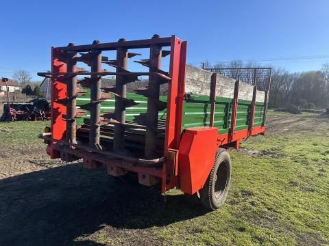 Szervestrágyaszóró eladó jó állapotban