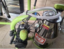 Eladó szarvasmarha fejőgép