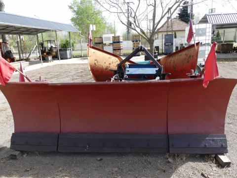 Hótolólap teherautóra szerelhető Hótolólap teherautóra szerelhető