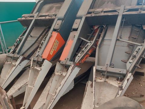 Nas 676 CS csukható 6 soros napraforgó adapter Nas 676 CS csukható 6 soros napraforgó adapter