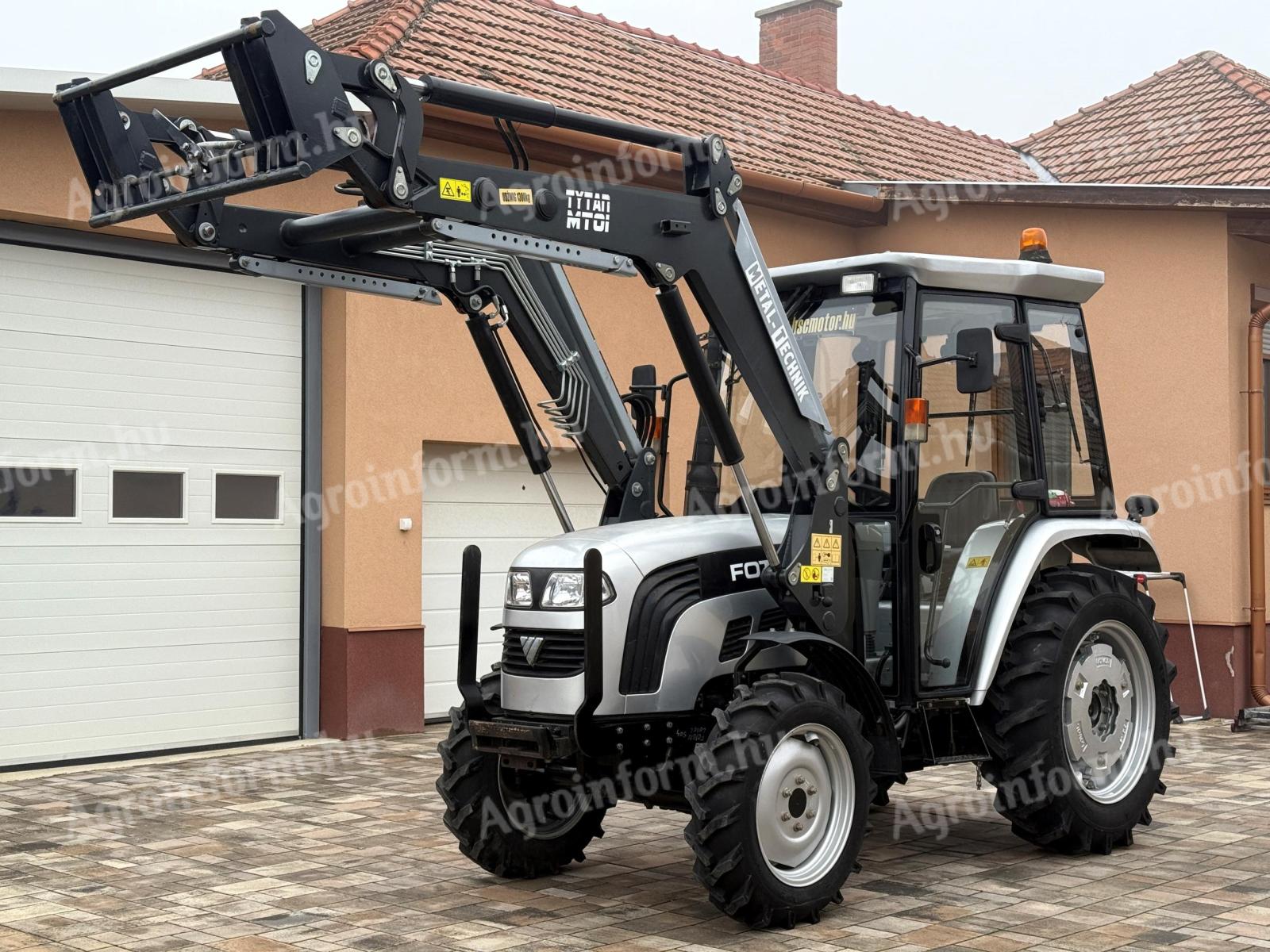 Europard 404 ÚJ Lovol Foton Europard 504 traktor METAL-TECHNIK homlokrakodóval ...