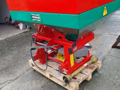 Függesztett műtrágya szóró eladó