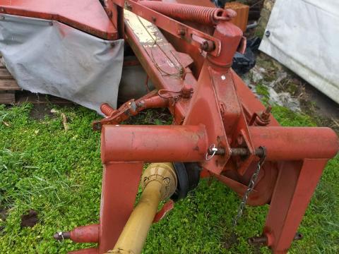 ELADÓ: UNIFARM CM 166 DOBOS FŰKASZA – KEVESET HASZNÁLT, JÓ ÁLLAPOTBAN ELADÓ: UNIFARM CM 166 DOBOS FŰKASZA – KEVESET HASZNÁLT, JÓ ÁLLAPOTBAN