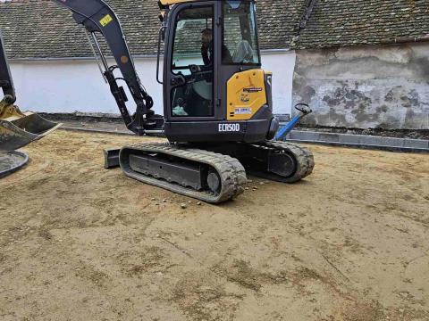 Volvo ECR50D minikotró 2016-os