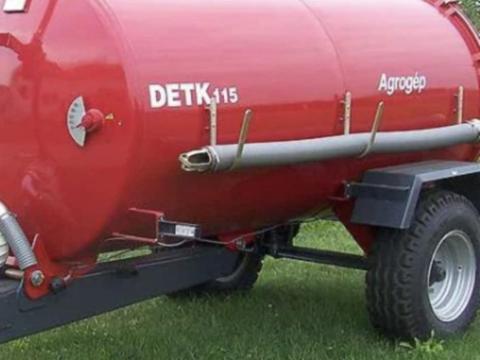 KERESEK!! Detk Fliegl Agromax Pomot Meprozet szippantó