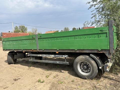 Schwarzmüller Fixes pótkocsi Piros rendszámos