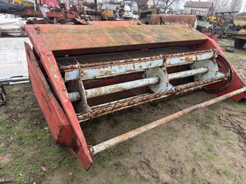 Kasza Hesston vontatott alternáló fűkasza