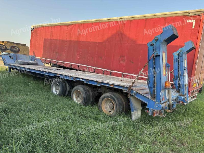 Nyerges Nehézgépszállító trailer