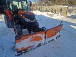 Kubota L5740 traktor hókotróval eladó