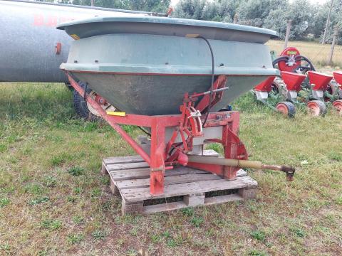 Eladó Trioliet műtrágyaszóró jó állapotban Eladó Trioliet műtrágyaszóró jó állapotban