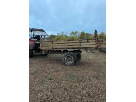 Eladó egytengelyes pótkocsi