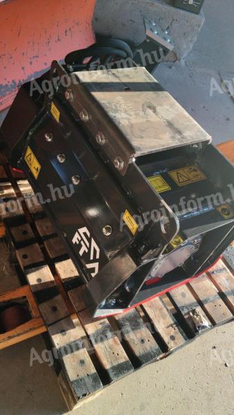 Erdészeti szárzúzó Flail-Tec E1-50