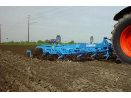 LEMKEN Korund 8/900 K GAM magágykészítő