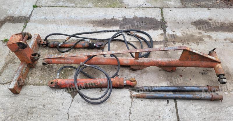 Homlokrakodó, bálarakó villa eladó