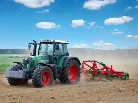 Mezőgazdasági gépkezelő állást keres Baranya megyében Mezőgazdasági gépkezelő állást keres Baranya megyében