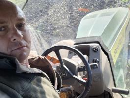 Traktoros állást keresek