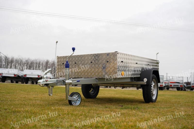 Új SEBAL 2010 – prémium alumínium oldalfalas utánfutó forgalomba helyezve, rendszámmal: bruttó 468 000 Ft