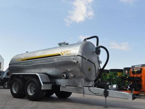 FIMAKS FST 15 000 literes hígtrágya tartálykocsi