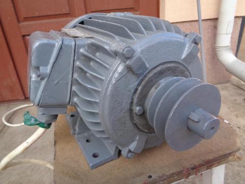 Háromfázisú villanymotor jó állapotban eladó