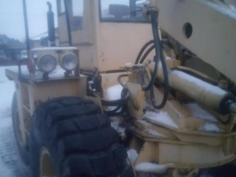 Eladó HON UN 053.2 4x4-es rakodó Eladó HON UN 053.2 4x4-es rakodó