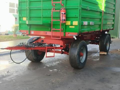 Gabonaszállító billenős pótkocsi - Pronar