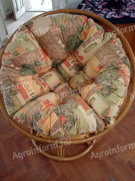 Rattan forgófotel eladó
