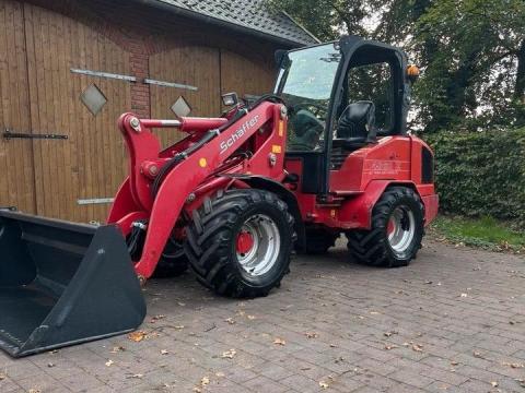 Schaffer 4360Z csuklós rakodógép