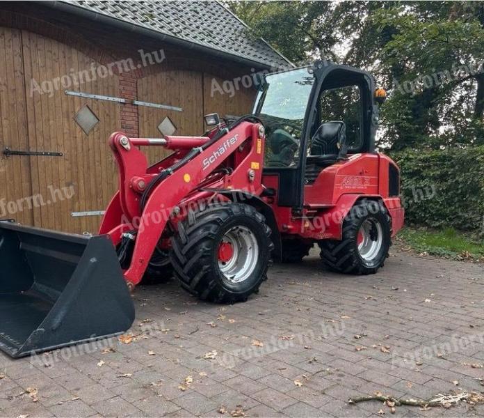 Schaffer 4360Z csuklós rakodógép