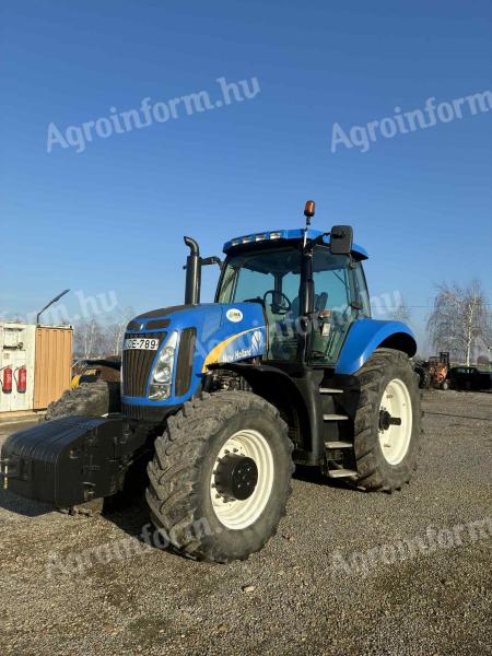 New Holland T 8010
