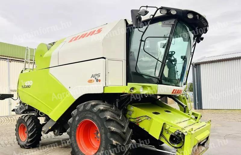 CLAAS Tucano 430