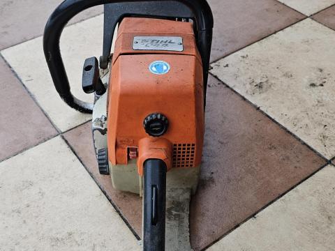 STIHL 044 BENZINES LÁNCFŰRÉSZ